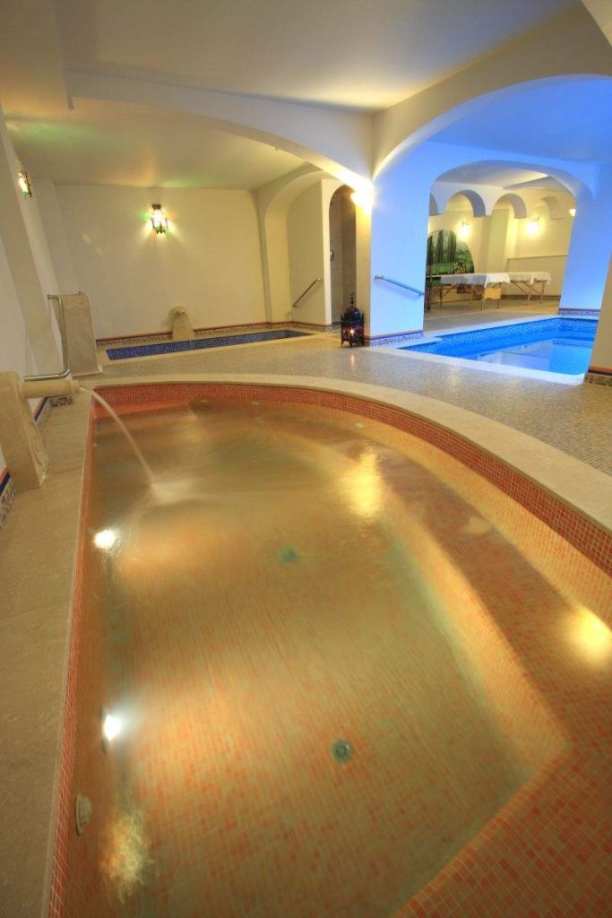 Ba&ntilde;os de la Villa