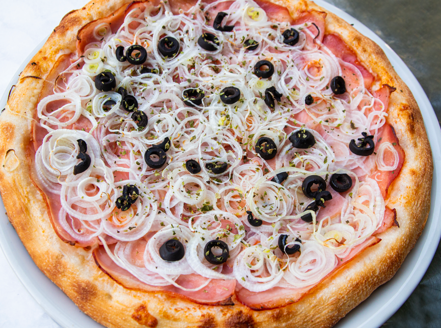 Pizzer&iacute;a El Refugio