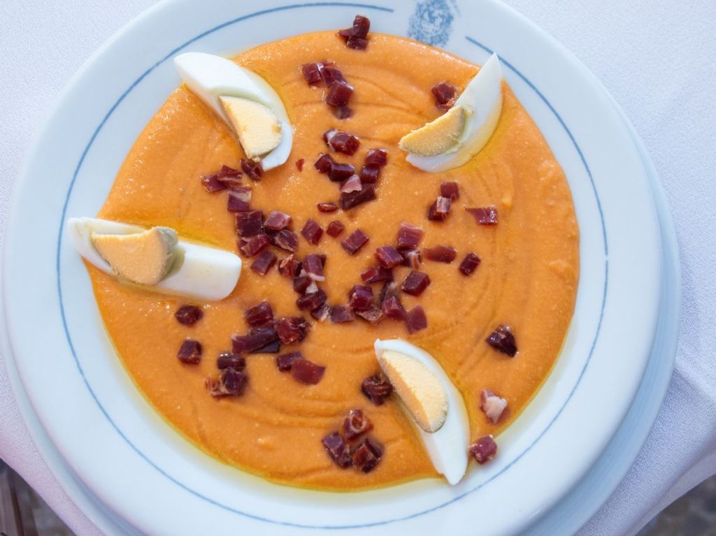 Restaurante R&iacute;o Piscina